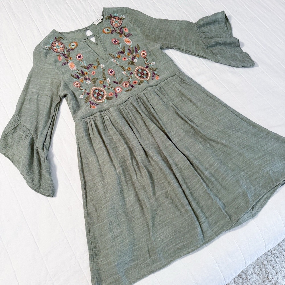 Entro Dress SMALL Floral Embroidered Green Boho Flowy Sleeve Fall Babydoll‎